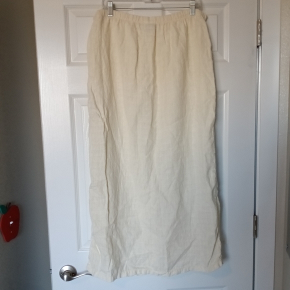 100% Linen Skirt - Picture 2 of 5